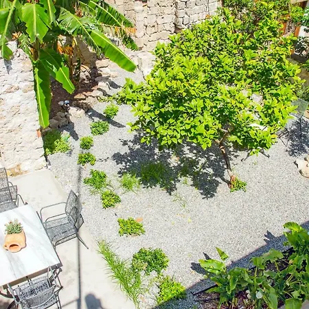 Aramis Boutique House Rhodes City